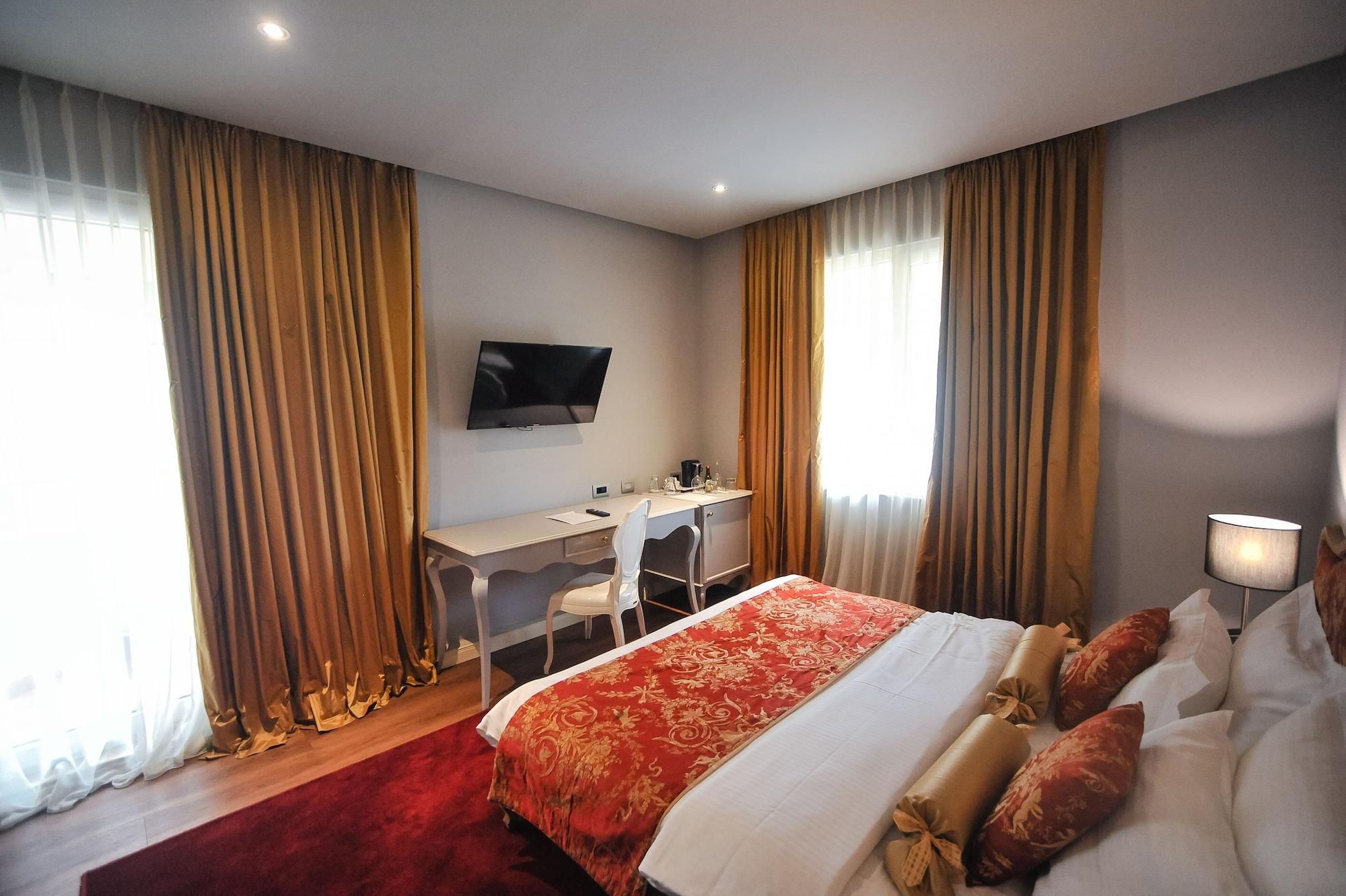 Classic Hotel Τίρανα Εξωτερικό φωτογραφία