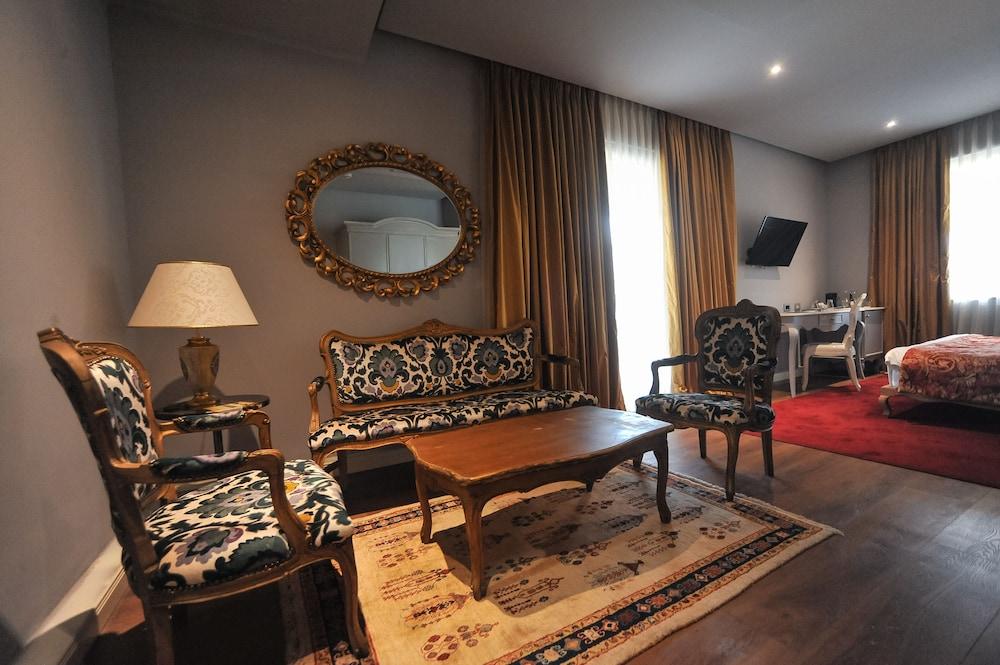 Classic Hotel Τίρανα Εξωτερικό φωτογραφία