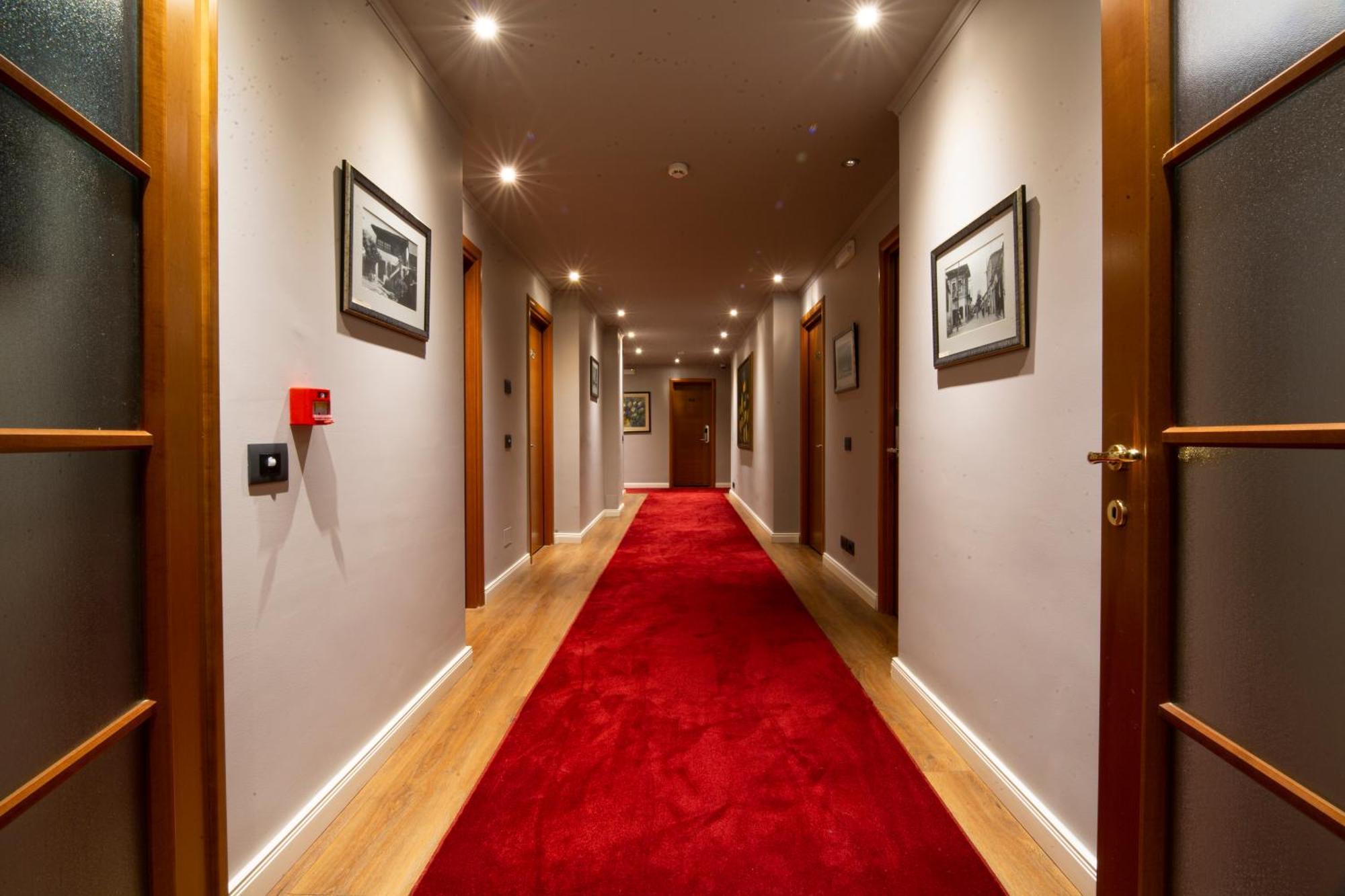 Classic Hotel Τίρανα Εξωτερικό φωτογραφία