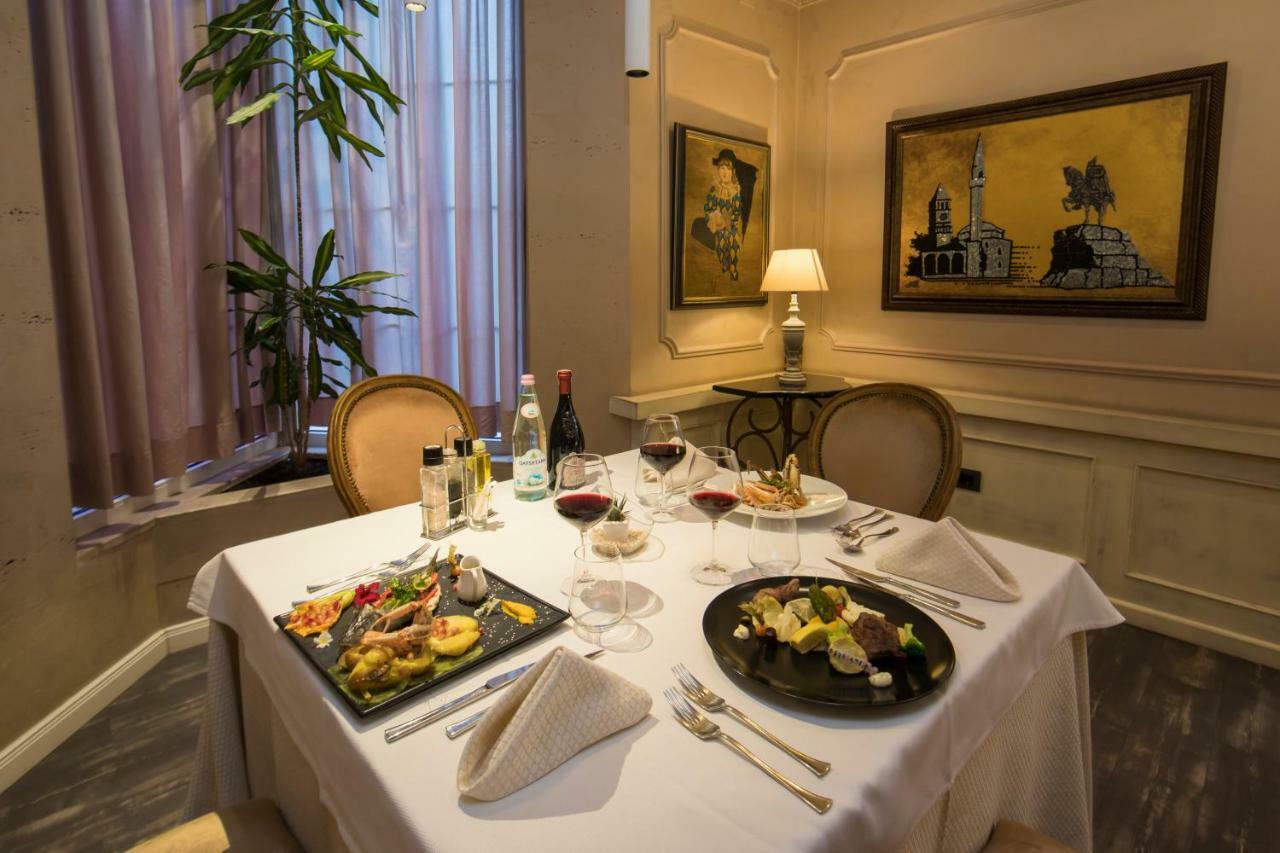 Classic Hotel Τίρανα Εξωτερικό φωτογραφία